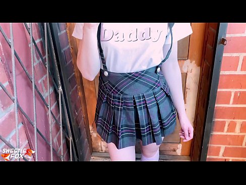 ❤️ Schoolgirl nyedot kontol rumiyin lan jancok tinimbang kelas. ☑ Porno ing jv.porn-milf300.ru ☑