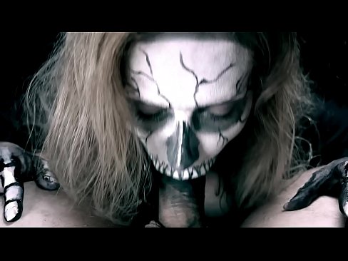 ❤️ Demon girl ngisep pitik jago karo dheweke ireng tutuk lan ngulu cum. ☑ Porno ing jv.porn-milf300.ru ☑